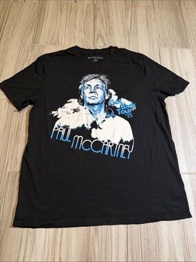 Paul McCartney Men's Black 'Got Back Tour '25' Graphic Tee